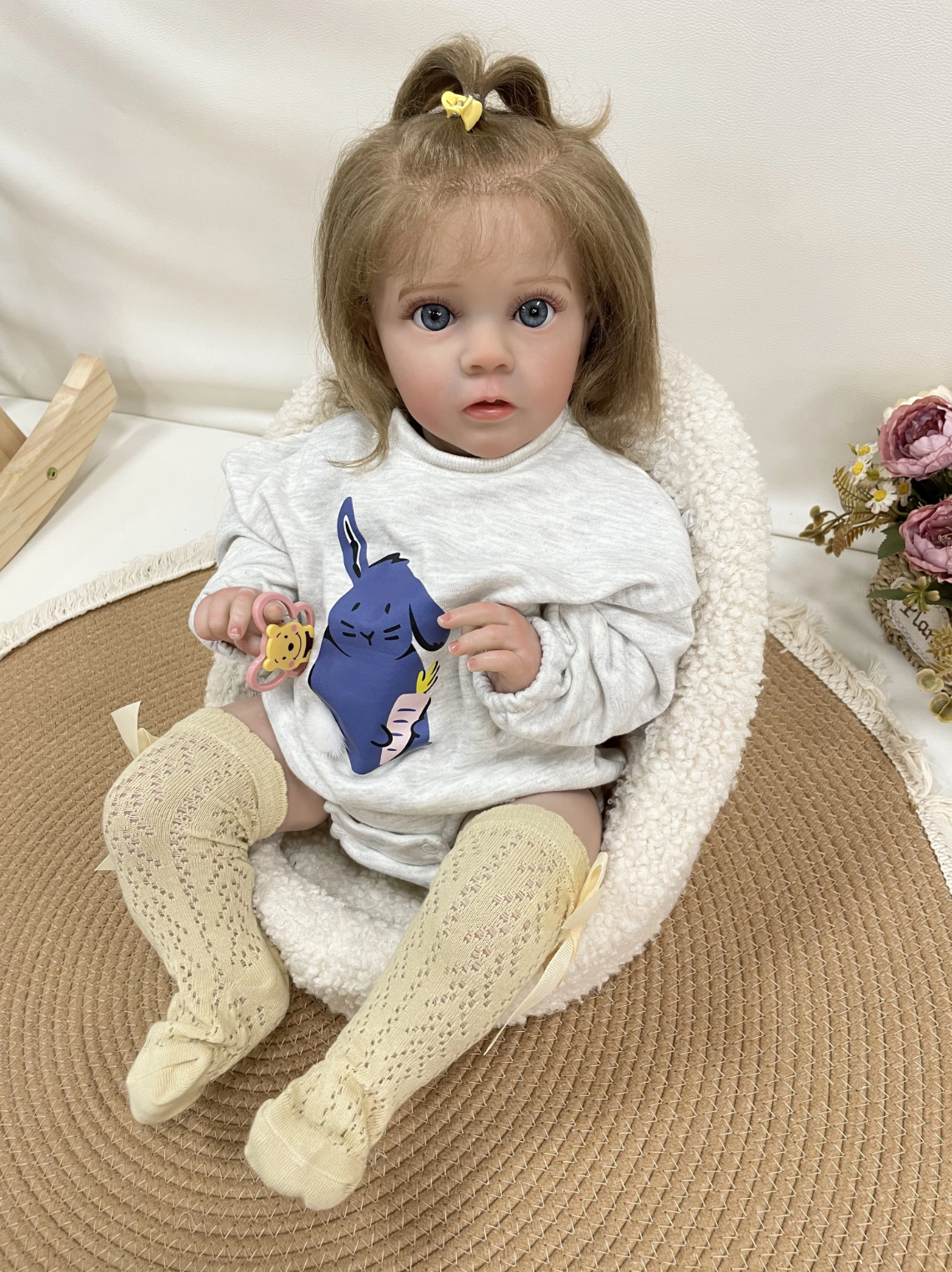 Clara – 60 cm zacht siliconen Reborn babypop met 3D-handbeschildering en ingeplant haar