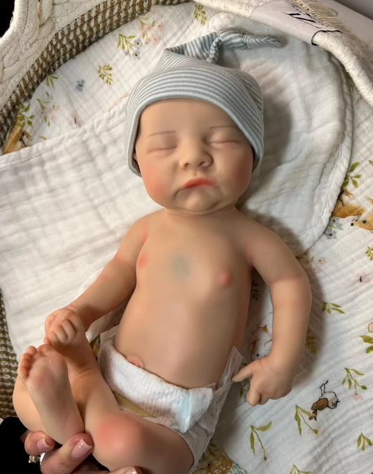 „Levi" – 40 cm volledig siliconen Reborn babypop jongen met open mond – realistische babypop Nederland